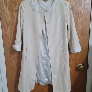 Elie Tahari Vintage Style Cream Coat